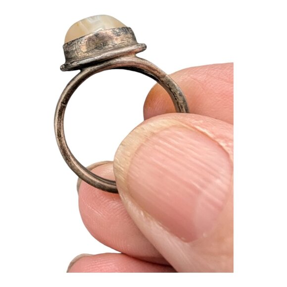 Vintage Silver Ring With Unique Stone Size 6.5 Boho Chic Style Statement - Picture 2 of 8